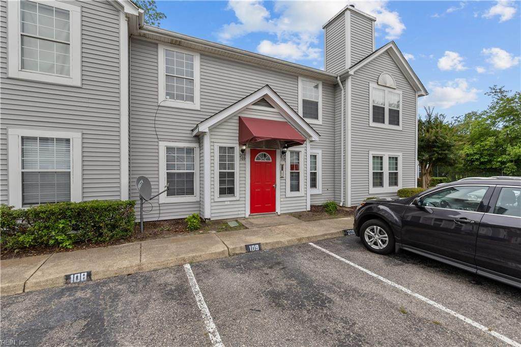 357 Fort Worth Ave - Photo 1