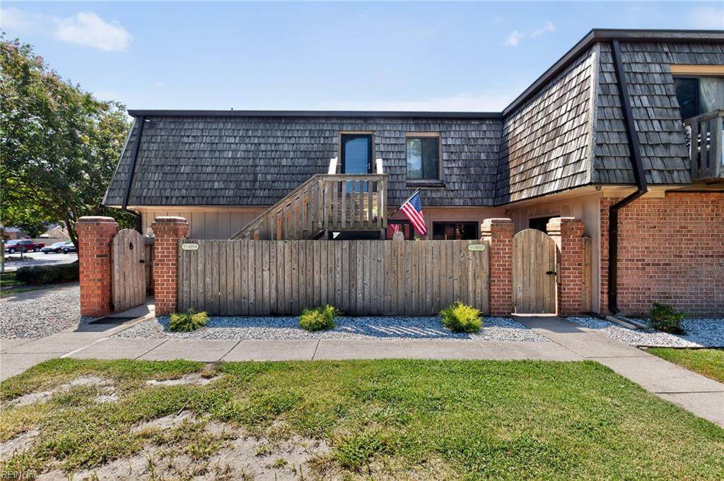 1054 Ocean Pebbles Way - Photo 1