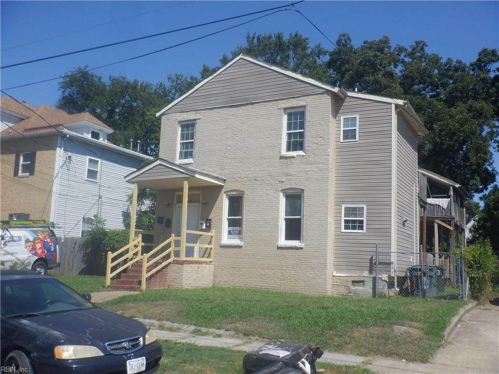 306 30th St - Photo 1