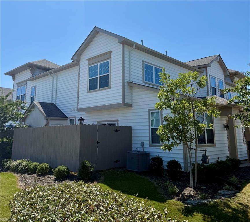 1744 Dresdon Ln - Photo 1