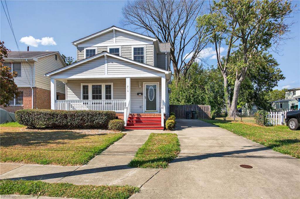 216 Lincoln St - Photo 1