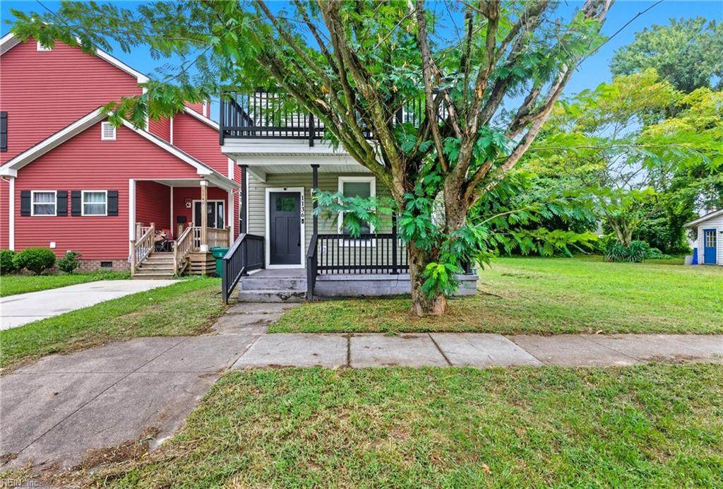 1136 29th St - Photo 1