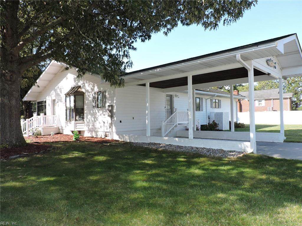 1806 Rosemont Ln - Photo 1