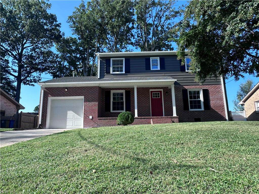323 Kingsman Dr - Photo 1