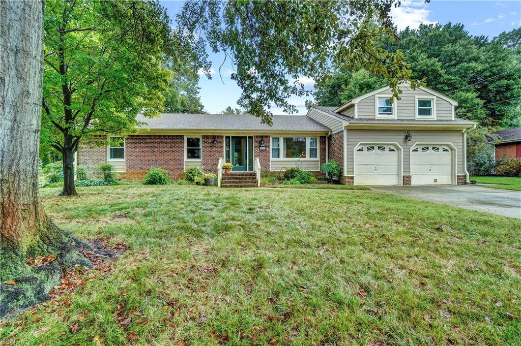 2829 Meadow Wood Dr - Photo 1