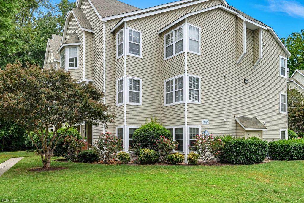 107 Stratford Dr - Photo 1