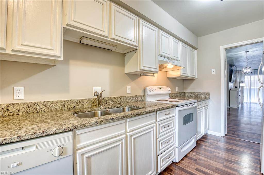 376 Merrimac Trl - Photo 1