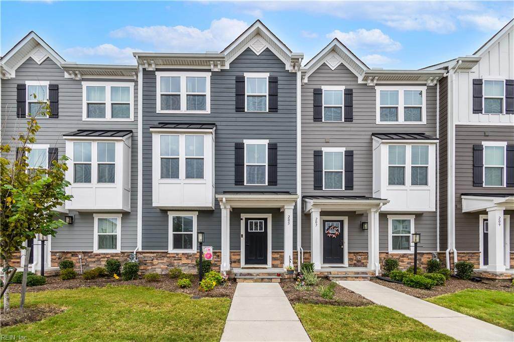 205 Fost Blvd - Photo 1