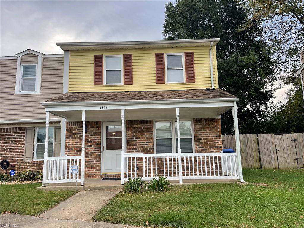 1506 Benton Ct - Photo 1