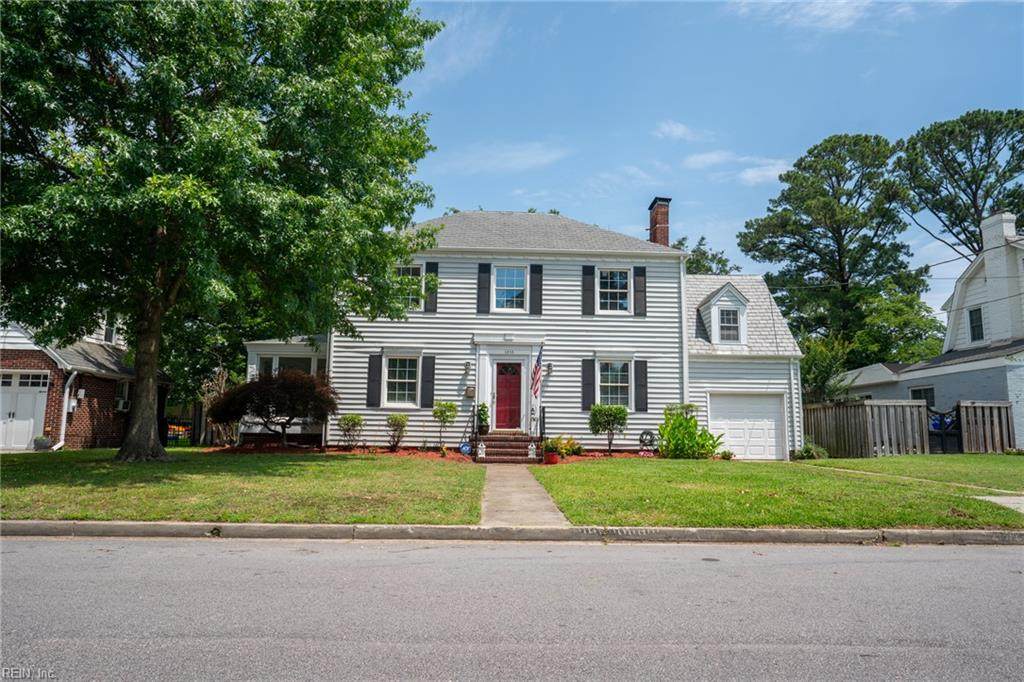 1210 Fairwater Dr - Photo 1