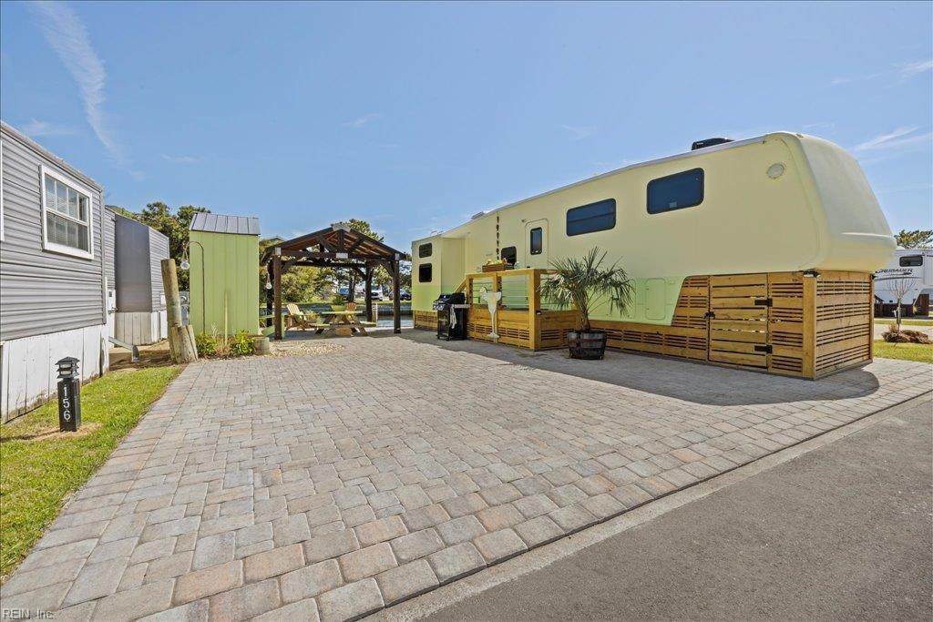 3665 Sandpiper Rd - Photo 1