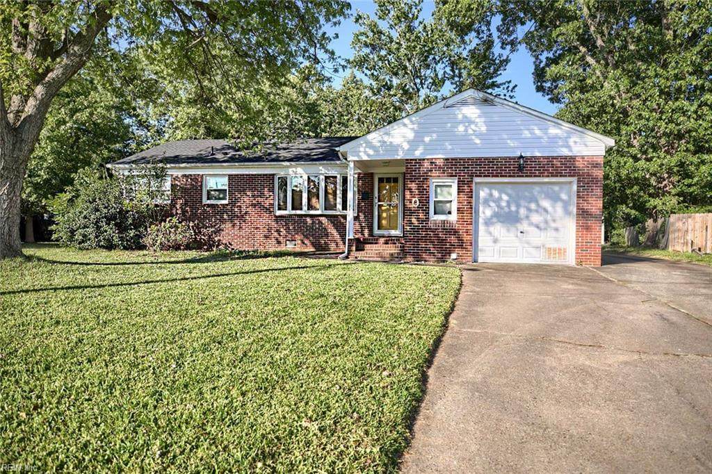 10 Bonaire Dr - Photo 1