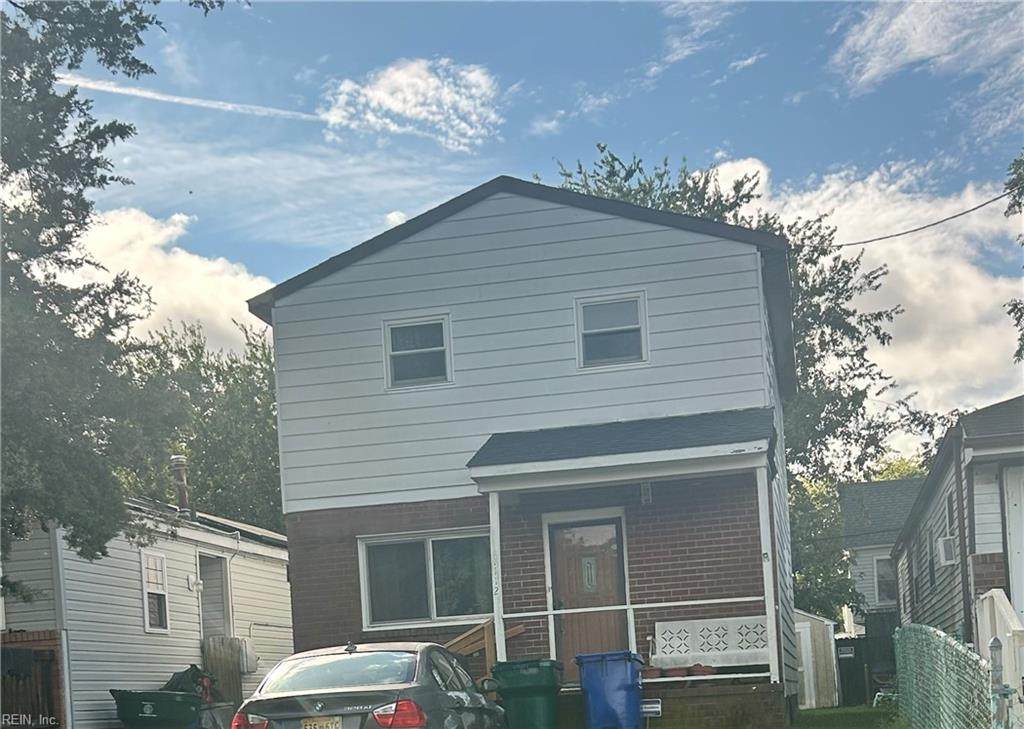 1112 37th St - Photo 1