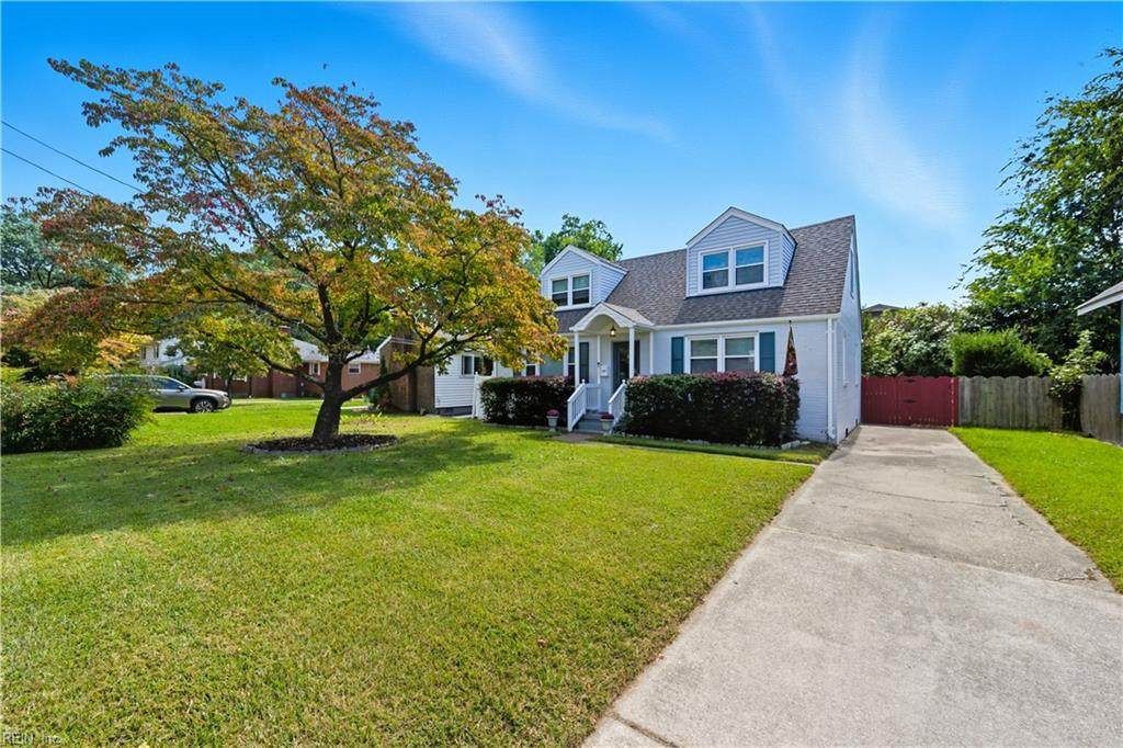 1607 Parkview Ave - Photo 1