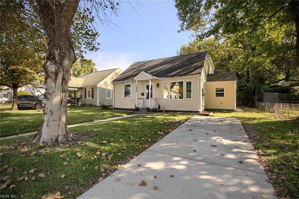 1608 Rolfe Pl - Photo 1