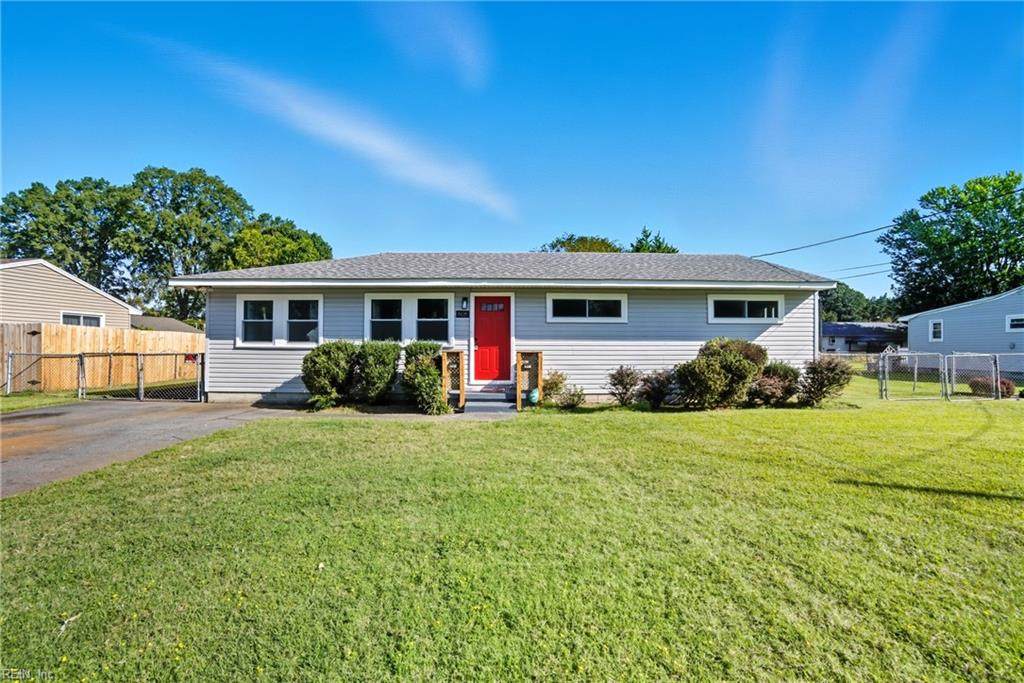 806 Wadena Rd - Photo 1