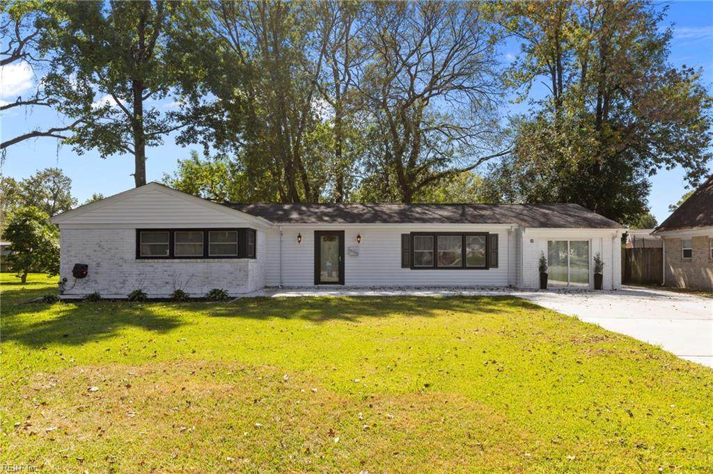 3705 Kings Point Cir - Photo 1