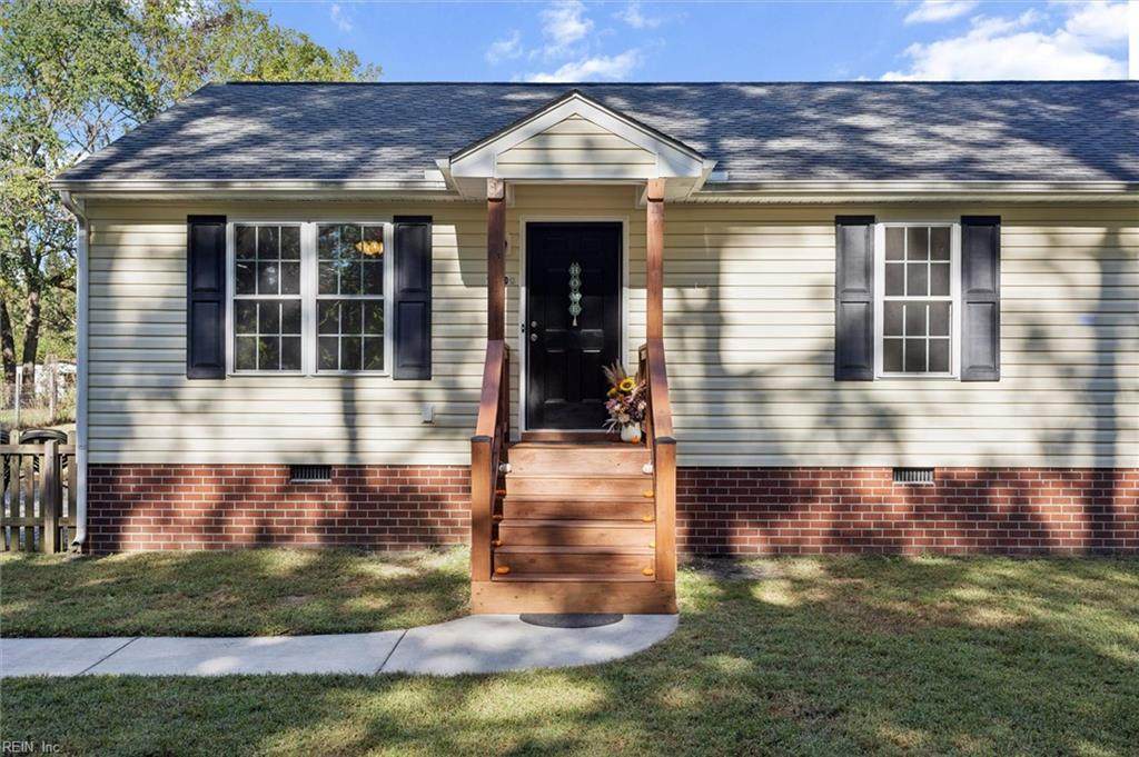 17240 Wedgewood Dr - Photo 1