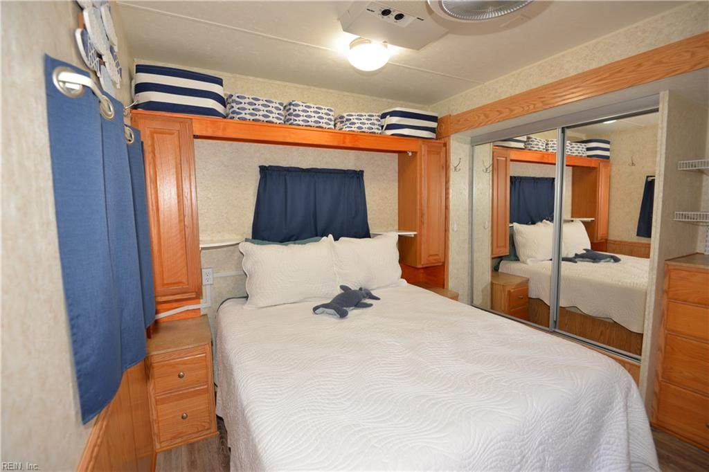 3665 Sandpiper Rd - Photo 1