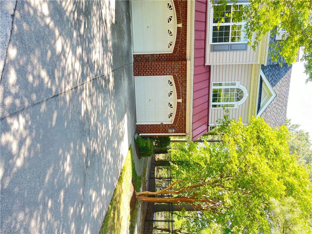 4400 Harlesden Dr - Photo 1