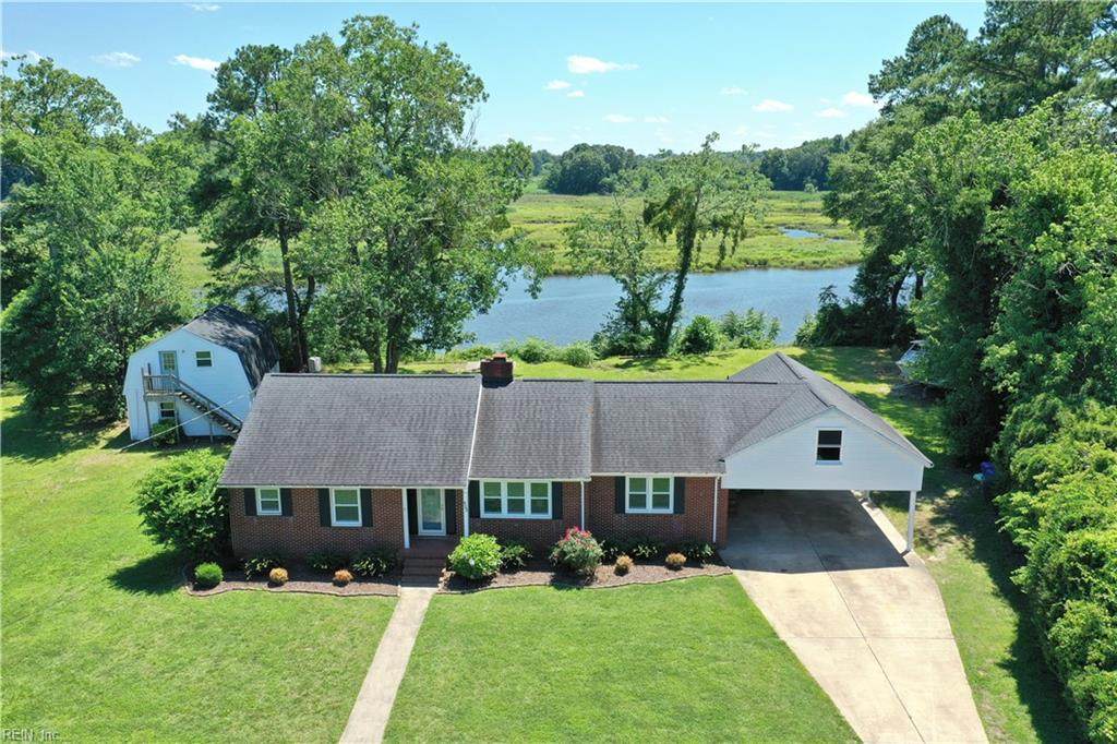 825 Normandy Dr - Photo 1