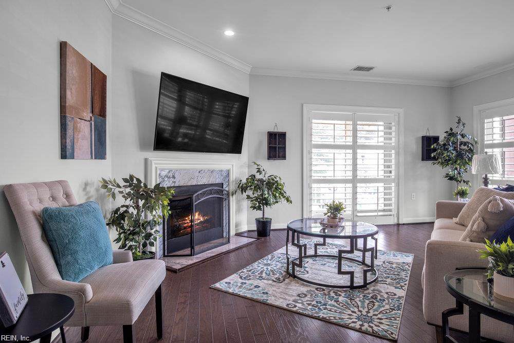 301 Brooke Ave - Photo 1