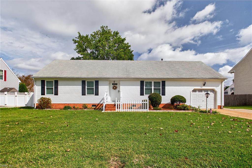 1018 Mathews Dr - Photo 1