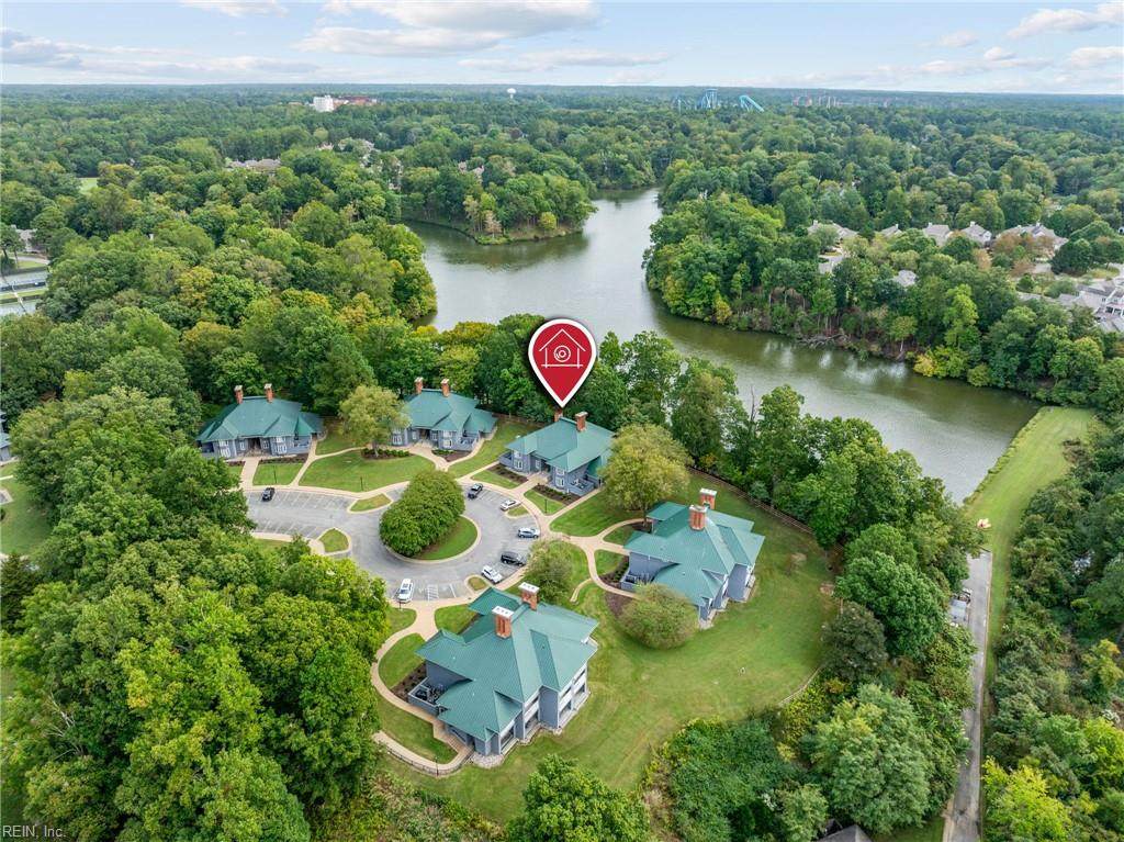 713 Graves Ordinary - Photo 1