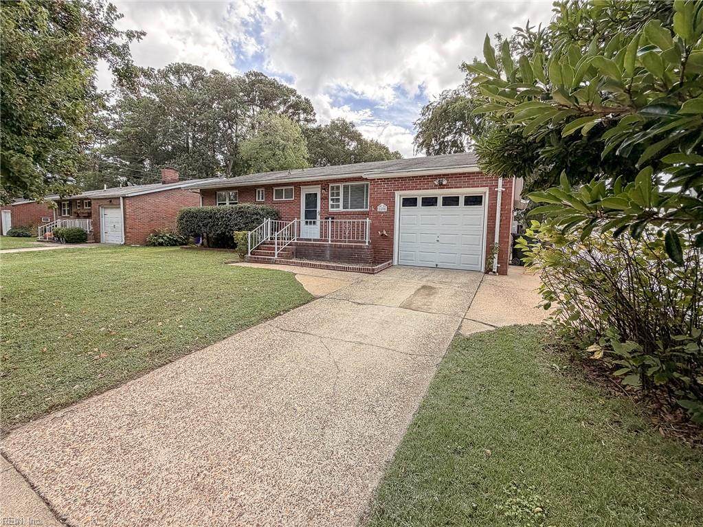 1605 Beaumont Ct - Photo 1