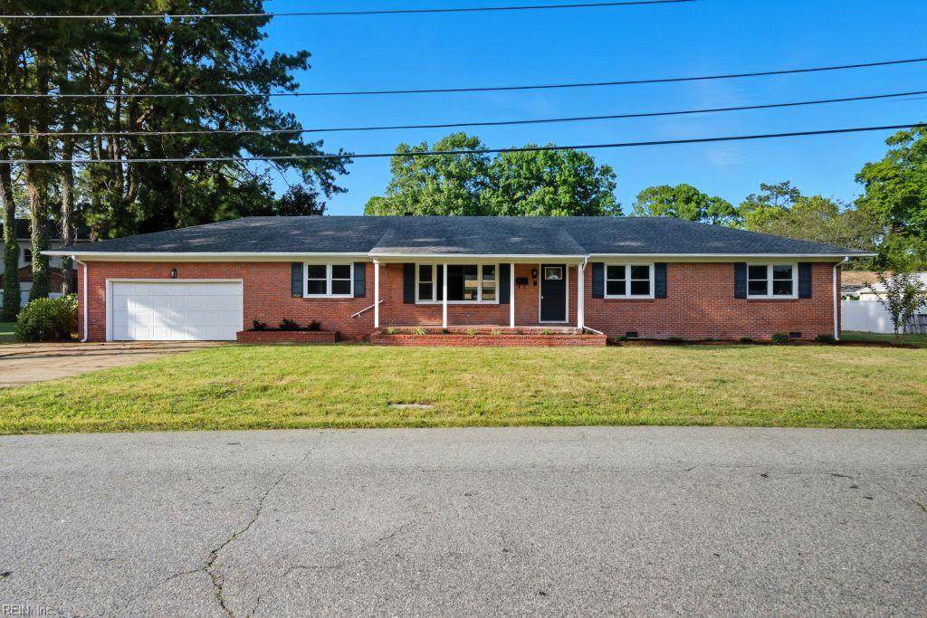 1403 Freeman Ave - Photo 1