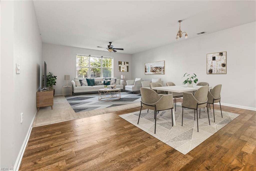 900 Southmoor Dr - Photo 1