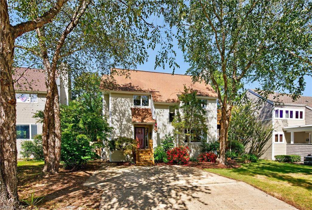 304 Lucile Ave - Photo 1