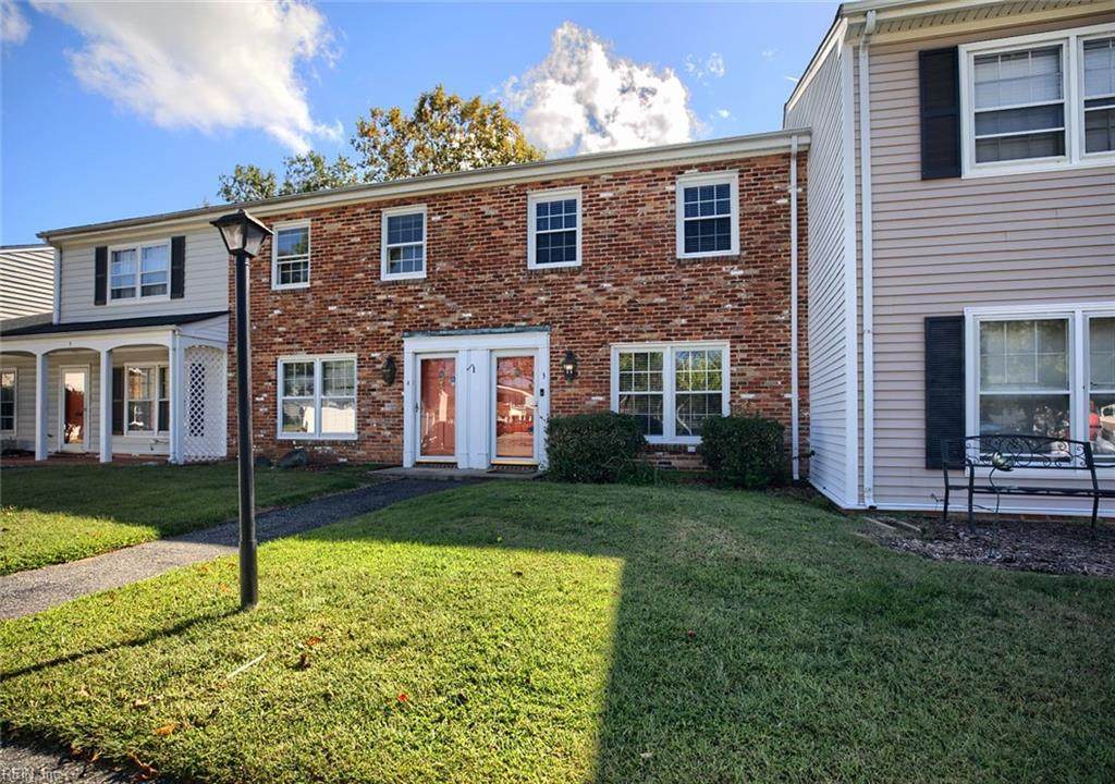 3 Towne Square Dr - Photo 1