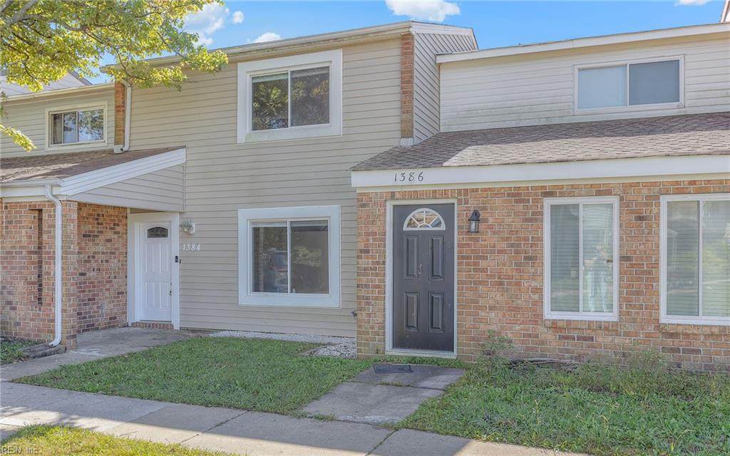 1384 Sierra Dr - Photo 1