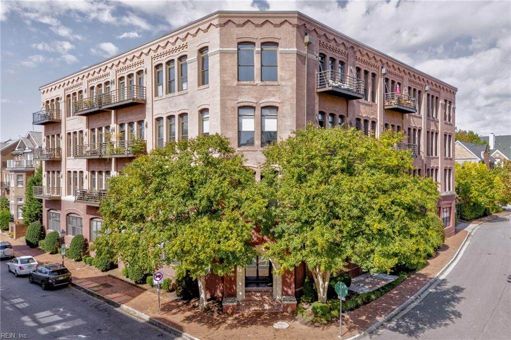 230 Tazewell St - Photo 1