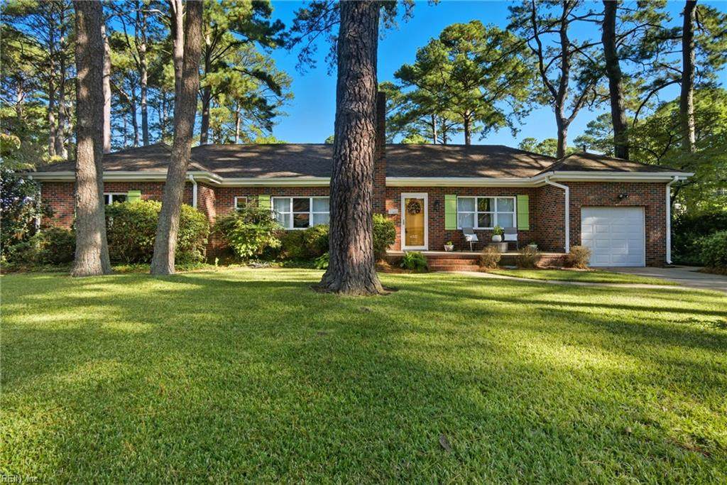 1430 Sweet Briar Ave - Photo 1