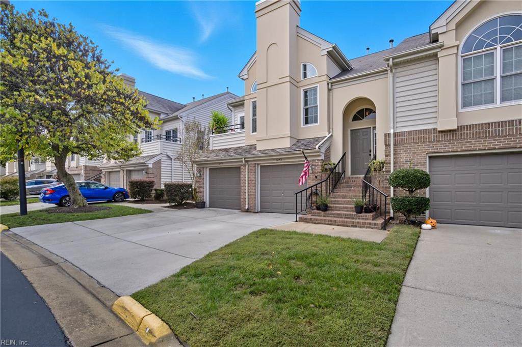 1043 Hanson Way - Photo 1