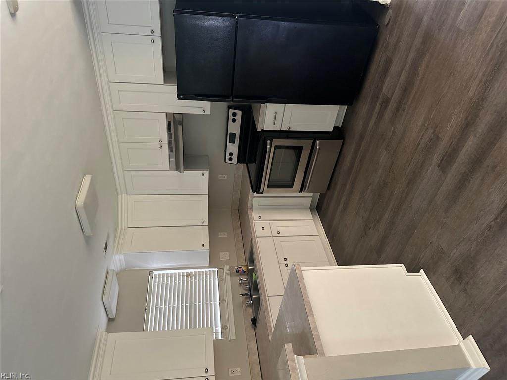 1114 Railroad Ave - Photo 1