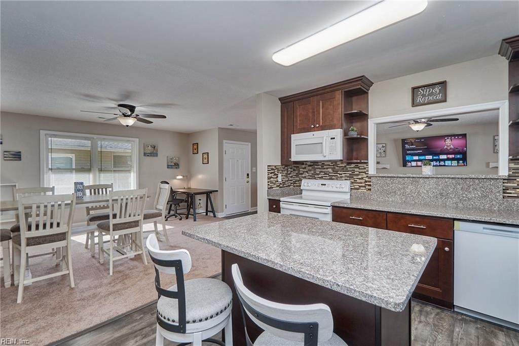 440 Oceana Blvd - Photo 1