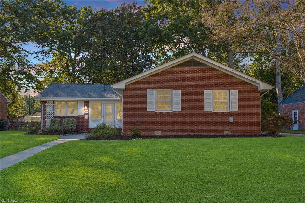 863 Catalina Dr - Photo 1