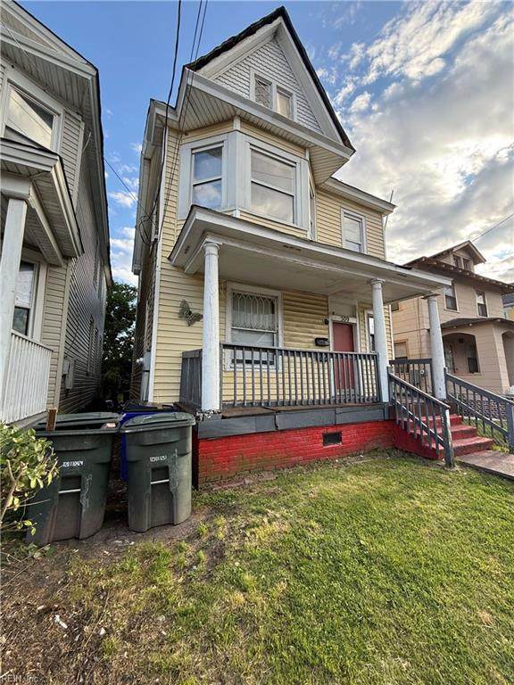 309 26th St - Photo 1