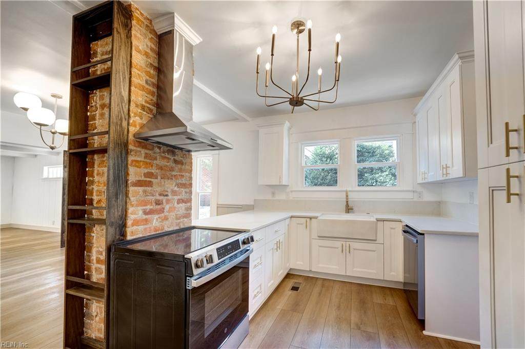 1320 Milton St - Photo 1