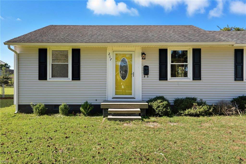 217 Hawthorne Rd - Photo 1