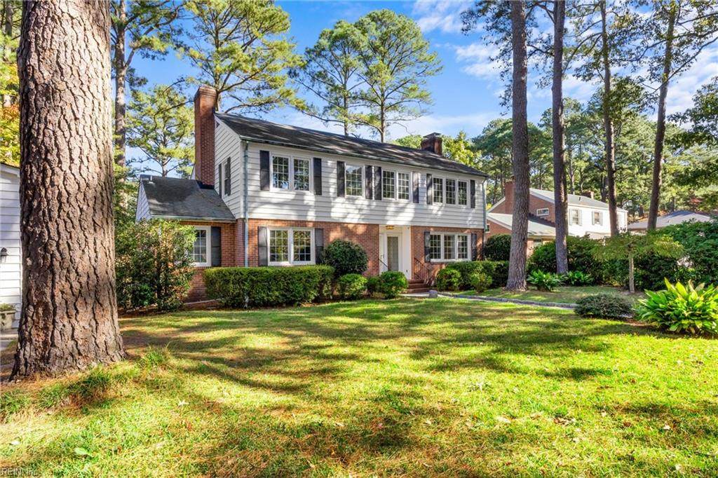 1450 Harmott Ave - Photo 1