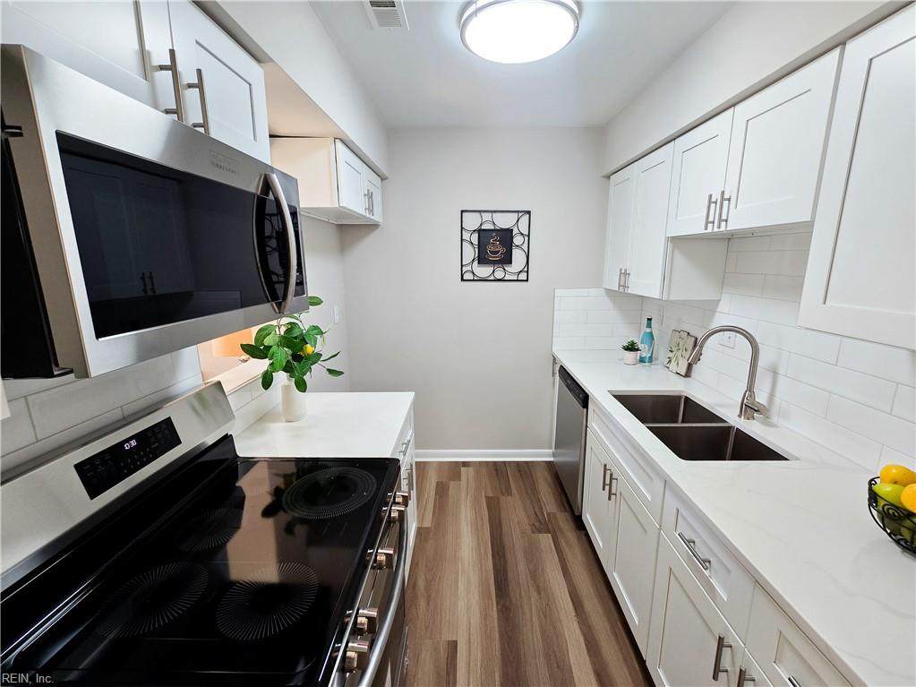 408 Back Acres Ct - Photo 1