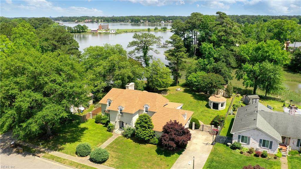 2537 Lakewood Ln - Photo 1