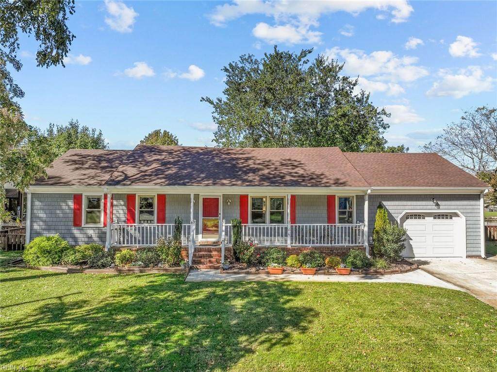 824 Cranston Dr - Photo 1