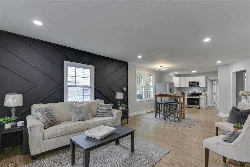 2832 Stanhope Ave - Photo 1