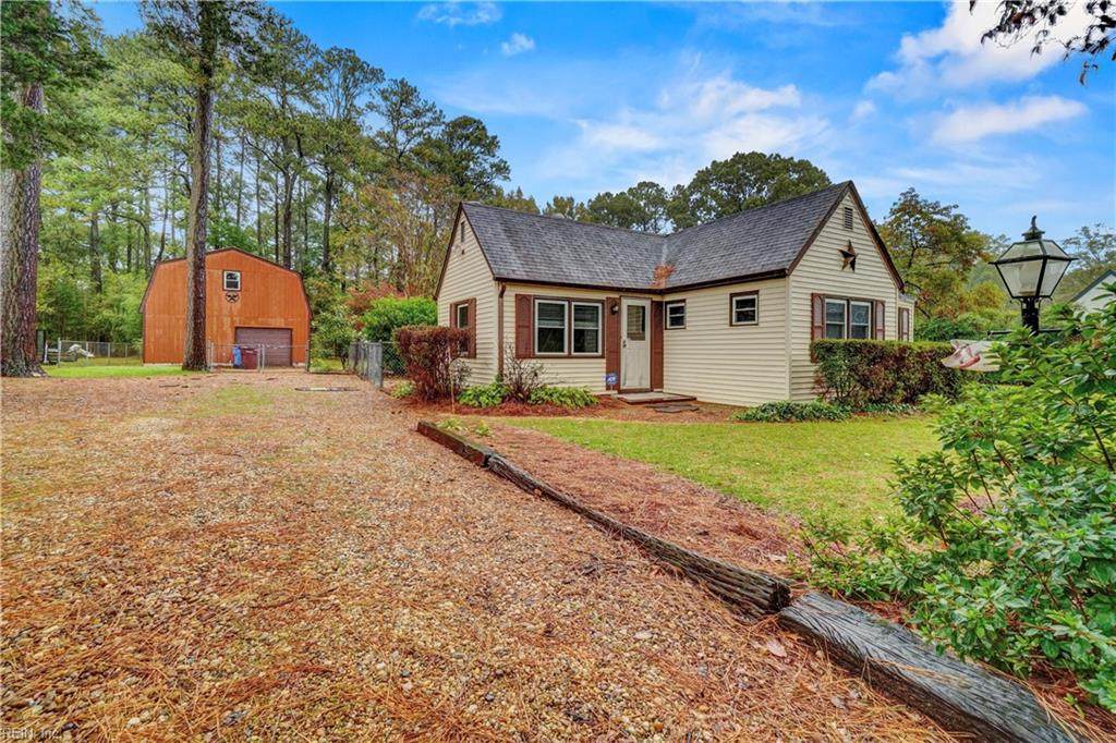 2060 Maywood St - Photo 1