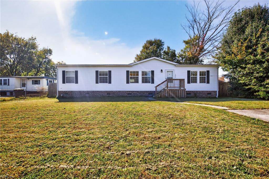 1225 Skylark Dr - Photo 1